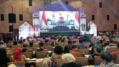 Airlangga Hartarto Buka Munas Perbarindo, Minta BPR BPRS Tingkatkan Pembayaran Non Tunai