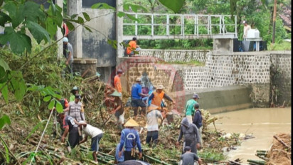 Waspada Musim Hujan, Tebing di Jalur Utama Menuju Pacitan Rawan Longsor