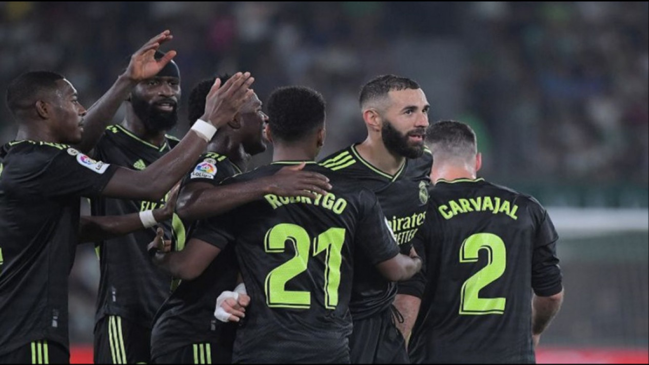 Hantam Elche 3-0 di Estadio Manuel Martinez Valero, Real Madrid Kokoh di Puncak Klasemen Sementara Liga Spanyol
            - galeri foto