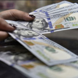 Dolar AS Meroket di Asia, Yen Terperosok Mendekati Level Kunci 150