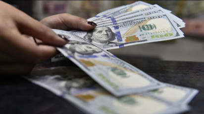 Dolar AS Meroket di Asia, Yen Terperosok Mendekati Level Kunci 150