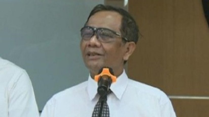 Tragedi Kanjuruhan, Mahfud MD: Mungkin Gas air Matanya Sendiri Tidak Menyebabkan Kematian Langsung, Tetapi Penyemprotan Bikin Orang Panik dan Desak-desakan hingga Tewas