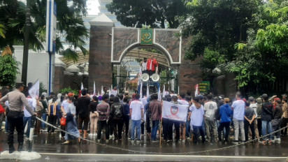 Kejagung Didesak Tetapkan Tersangka Baru Kasus Impor Baja