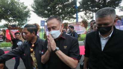 Sempat Tertunda, Iwan Bule Penuhi Panggilan Polda Jatim dalam Pemeriksaan Tragedi Kanjuruhan