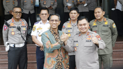 Pj Gubernur DKI Jakarta Heru Budi Hartono Silaturahmi ke Polda Metro Jaya