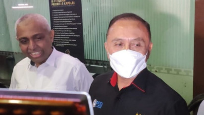 Ketum PSSI Iwan Bule Diperiksa 5 Jam dan Dicecar 45 Pertanyaan Terkait Tragedi Kanjuruhan oleh Polisi