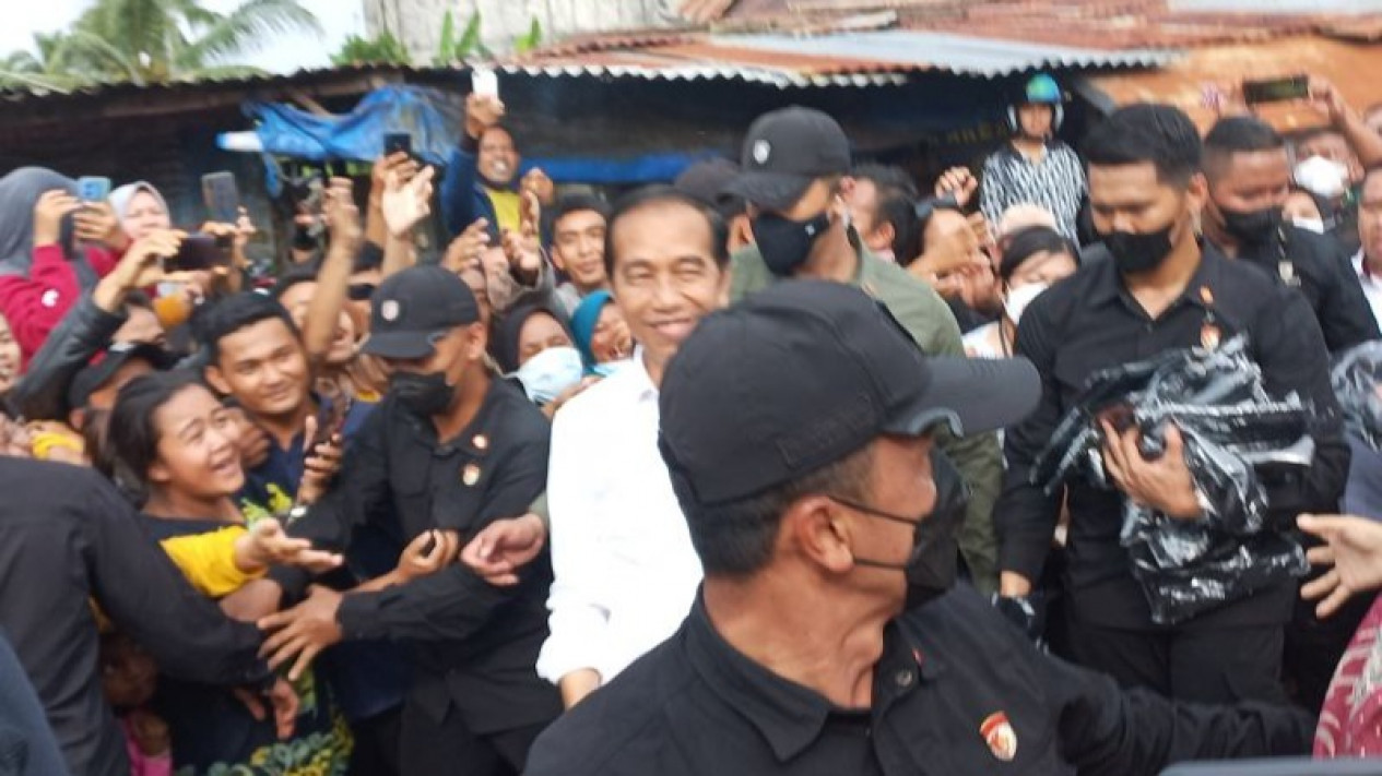 Presiden Joko Widodo Minta Warga Menggunakan Dana Bantuan Sosial untuk Memenuhi Kebutuhan Pokok
            - galeri foto