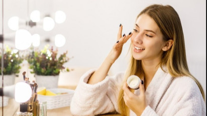 7 Manfaat Skincare dengan Kandungan Gliserin Untuk Kulit, Ternyata Bisa Bikin Wajah Jadi Begini!