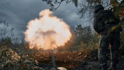 Pasukan Ukraina Membombardir Rusia di Kherson Selatan