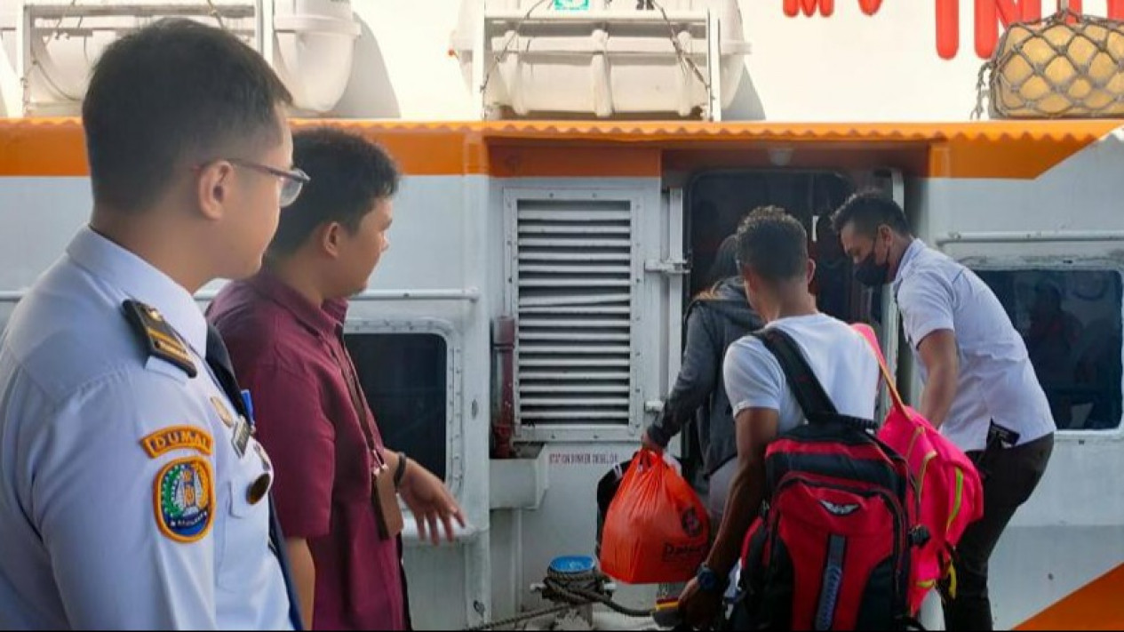 Overstay, Dua WNA Malaysia Dideportasi Imigrasi Dumai
            - galeri foto