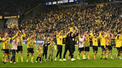 Hasil Bundesliga: Dortmund Pesta Gol Melumat Habis VfB Stuttgart 5-0