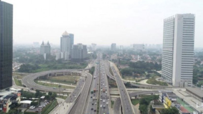 Pembayaran Sistem MLFF Segera Diberlakukan, Kementerian PUPR Pasang Tiang Sensor di Jalan Tol JORR S