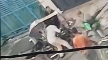 Inilah Rekaman CCTV, Aksi Keji Suami Bacok Istri Membabibuta Hingga Tewas