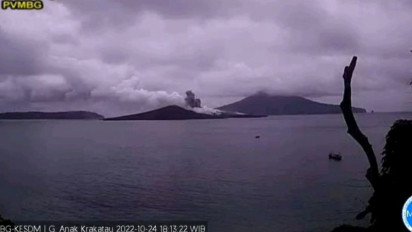 Gunung Anak Krakatau Erupsi, PVMBG Rekomendasikan Masyarakat Tak Dekati Gunung Ap