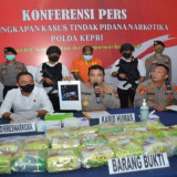 Polda Kepulauan Riau Kejar Pelaku Lain Kasus Penyelundupan Narkoba Jenis Sabu Seberat 26,6 Kilo Asal Malaysia
