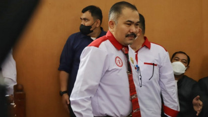 Di Persidangan, Kamaruddin Bersaksi Putri Candrawathi Turut Serta Tembak Brigadir J dengan Senpi Buatan Jerman