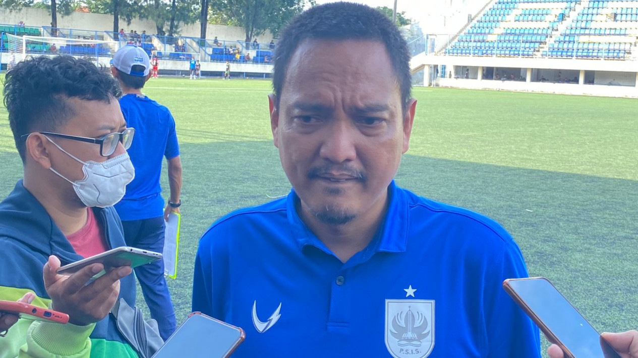 Kepastian Kompetisi Liga 1, CEO PSIS Semarang Minta PT. LIB Segera Lakukan RUPS Luar Biasa
            - galeri foto