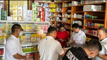 Polisi Gandeng Dinas Kesehatan Periksa Apotik dan Toko Obat di Kepulauan Selayar