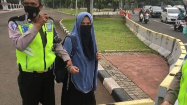 BNPT Sebut Perempuan Berpistol Terobos Istana Pendukung HTI, Pengamat: Terlalu Nafsu Memframing