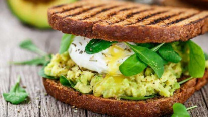 Jangan Hilangkan Kebiasaan Ngemil, 3 Cemilan Ini Dapat  Menyehatkan Tubuh Juga Pangkas Kolesterol