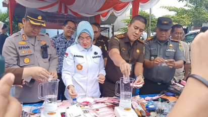 Kejari PALI Sumsel Musnahkan Barang Bukti Pidum dan Narkoba