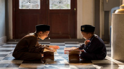 Ini Keutamaan Baca Surat Al-Kahfi di Malam Jumat, Ustaz Buya Yahya: Terhindar dari Fitnah Dajal