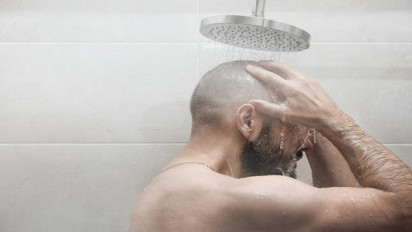 Niat dan Tata Cara Mandi Wajib, Ustaz Arrazy Hasyim: Begitu Juga Bagi Mualaf