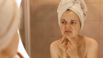 Ternyata 5 Hal Sepele Ini Adalah Ciri-ciri Skincare Tidak Cocok, Segera Berhenti Jika Mengalami!