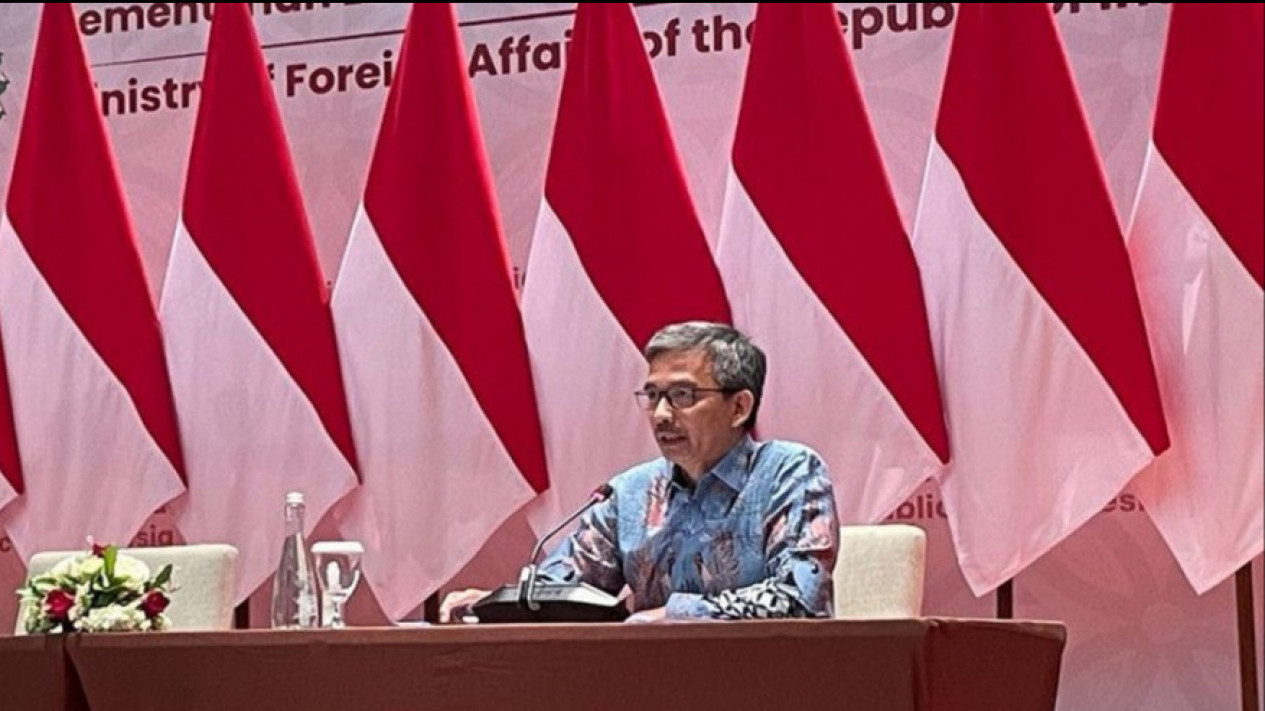 Kementerian Luar Negeri RI Menegaskan Bahwa Pulau Pasir Atau Ashmore Reef Bukan Milik Indonesia Melainkan Australia
            - galeri foto