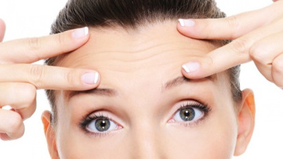 7 Kandungan Skincare yang Dapat Membantu Mencegah Penuaan Dini, Wajah Jadi Kelihatan Awet Muda!