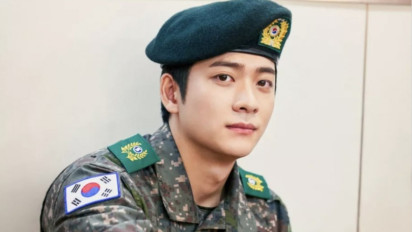 Daebak! Mas Tutor, Aktor Kang Tae Oh Terpilih Menjadi Instruktur Latihan Angkatan Darat