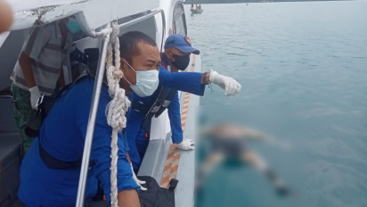 Sesosok Mayat Tanpa Identitas Mengapung di Perairan Tanjung Sauh Batam