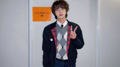 Wow, Jin BTS Pamerkan Single Perdananya Berjudul ‘The Astronaut’ di Konser Coldplay