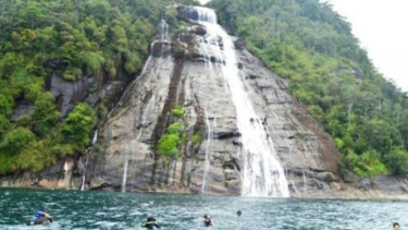 Yuk Berwisata di Air Terjun Pulau Mursala, Lokasi Syuting Film King Kong
