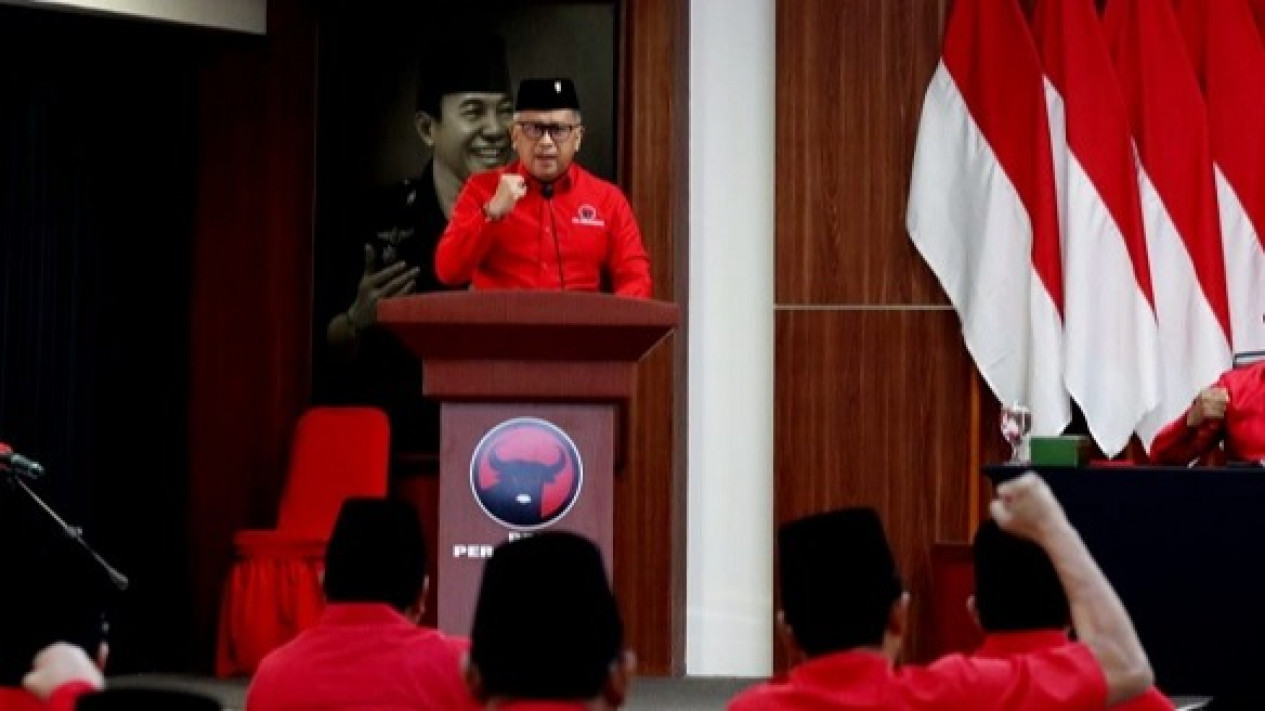 6 Purnawirawan Jenderal Gabung ke PDIP Jelang Pemilu 2024
            - galeri foto