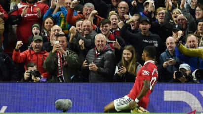 Kado 100 Gol Rashford dan Aksi De Gea Angkat Manchester United di Liga Inggris