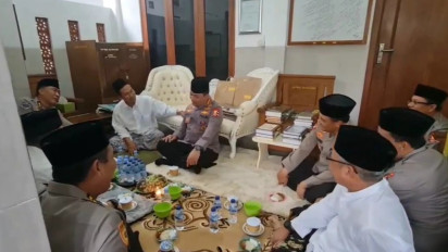 Tingkatkan Sinergitas Ulama dan Polri, Kapolri Silaturahmi ke Sejumlah Ponpes di Rembang