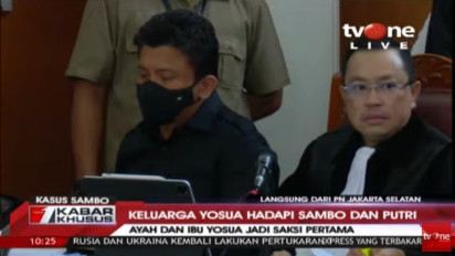 Pertemuan Perdana Ferdy Sambo dan Putri Candrawathi di Ruang Persidangan, Keduanya Kompak Pakai Baju Hitam