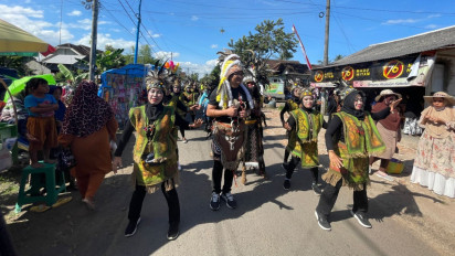 Peringati Sumpah Pemuda, Kirab Budaya dan Kreasi di Banyuwangi Pupuk Nasionalisme