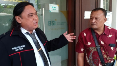 Tabungan Hilang Ratusan Juta, Seorang Nasabah Protes Ke Bank BSI Cabang Gresik, Diduga Dokumennya Dipalsukan