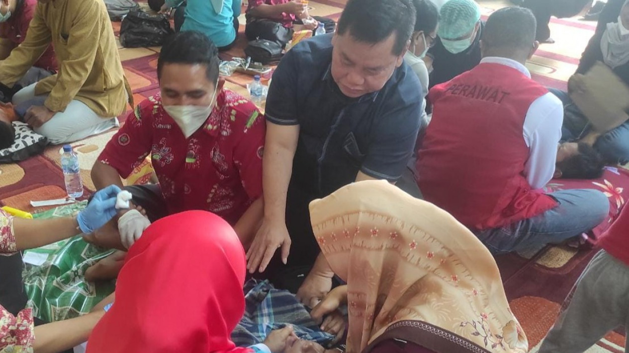300 Anak di Kotim Ikuti Sunatan Massal dalam Rangka HKN ke-58
            - galeri foto