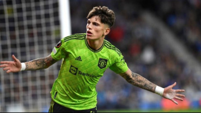 Fakta Unik Kemenangan MU: Gol Perdana Alejandro Garnacho dan Maguire Jadi Striker