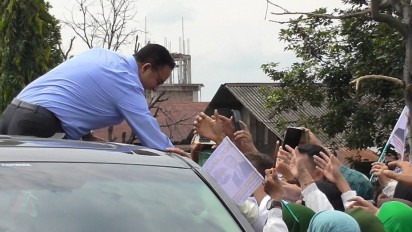 Ribuan Warga Medan Antusias Sambut Kedatangan Anies Baswedan