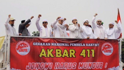 Massa Aksi 411 Serentak Serukan Jokowi Mundur