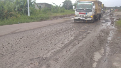 Dekat Kota, Jalan Nasional di Lingkar Selatan Rusak Parah dan Memprihatinkan