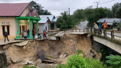 Akibat Hujan Deras dan Fenomena Abrasi, Rumah di Langsa Aceh Nyaris Ambruk