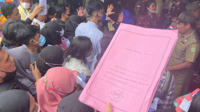 Para Pencari Kerja Membludak di Job Fair 2022 di Batam, Kegiatan Dihentikan Sementara 