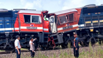 Dua Kereta Api Babaranjang "Adu Banteng" di Lampung, PT KAI: Sudah Dievakuasi