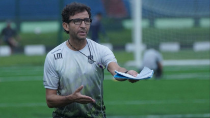 Ezra Walian dan Daisuke Sato Absen Dalam Sesi Latihan Persib