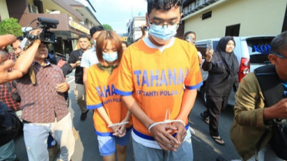 Duh! Ternyata Perempuan Kebaya Merah Kelahiran Tahun 2002, Lakinya Jauh Lebih Tua Iming-imingi Tarif Segini ...